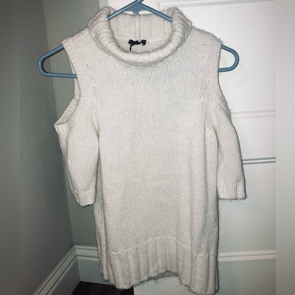 Express Sweaters - Cold-shoulder, turtleneck knitted sweater
